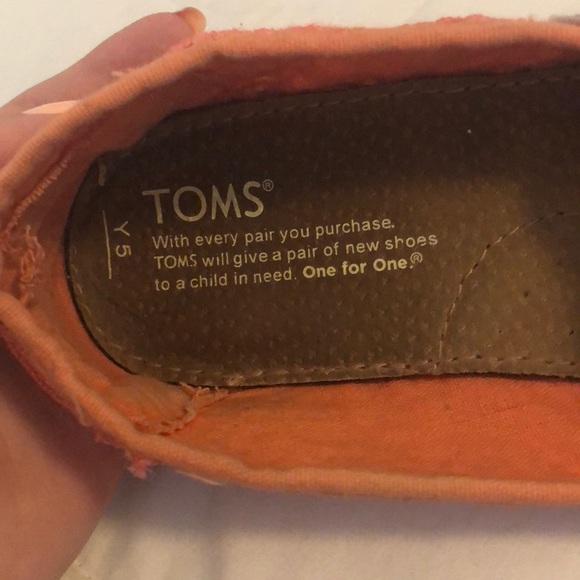 Pink TOMS💗 - Picture 4 of 4
